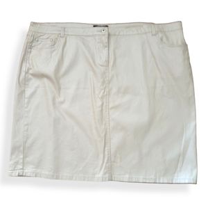 Penningtons Slightly Curvy Fit Metallic Champaign Stretch Denim Skirt Size 28